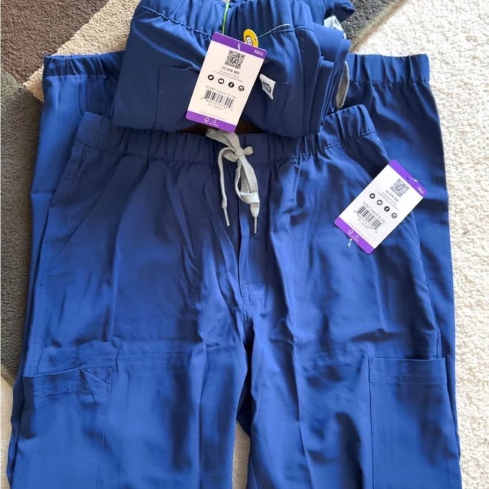 Wonder Wink Unisex small tall navy jogger scrubs x3